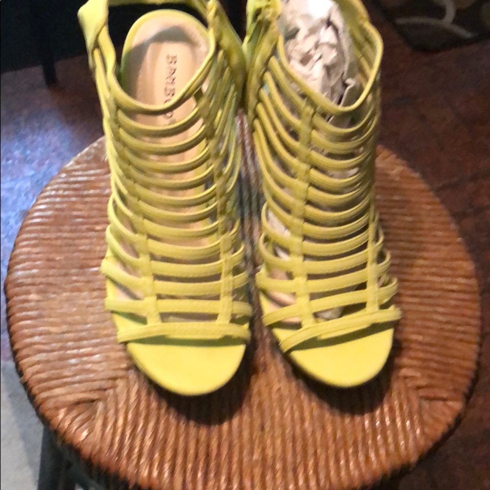 Bamboo Lime Green Sandal Wedges Brand New Size 7.5